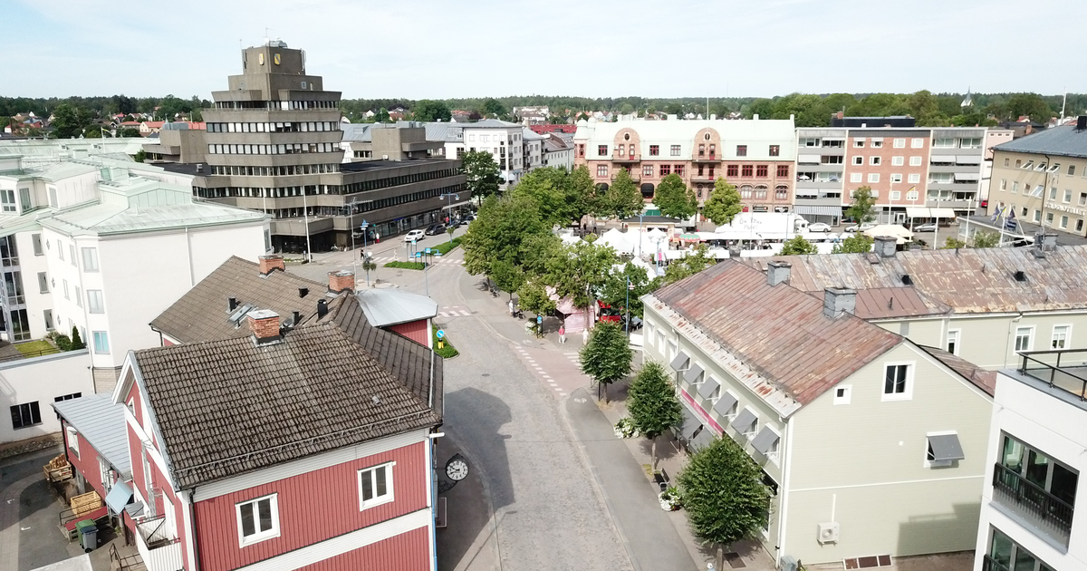 Drönarbild över centrala Vetlanda.
